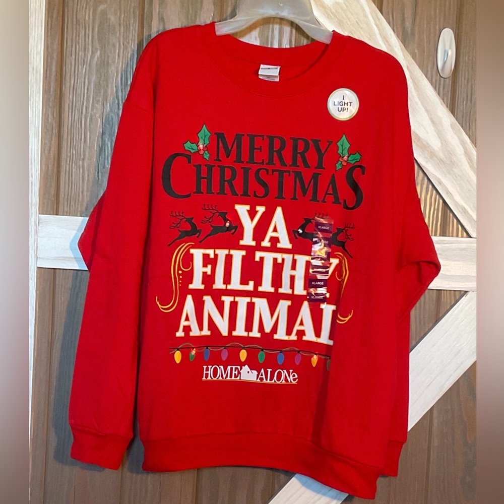 Home Alone Red Christmas LIGHT-up Sweatshirt in Red. UNISEX, SIZE LARGE